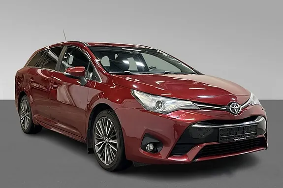 Toyota Avensis 2017 photo 5