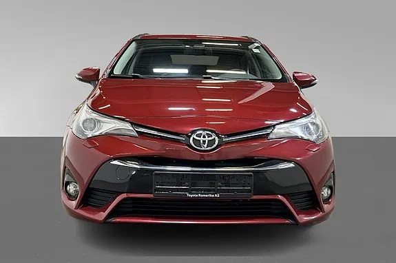 Toyota Avensis 2017 photo 2