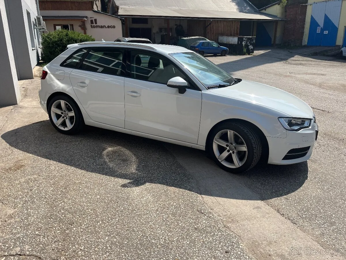 Audi A3 Sportback 2014 photo 3