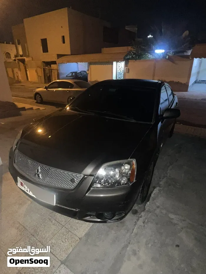Mitsubishi Galant 2013 photo 3