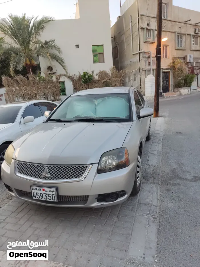 Mitsubishi Galant 2013 photo 5