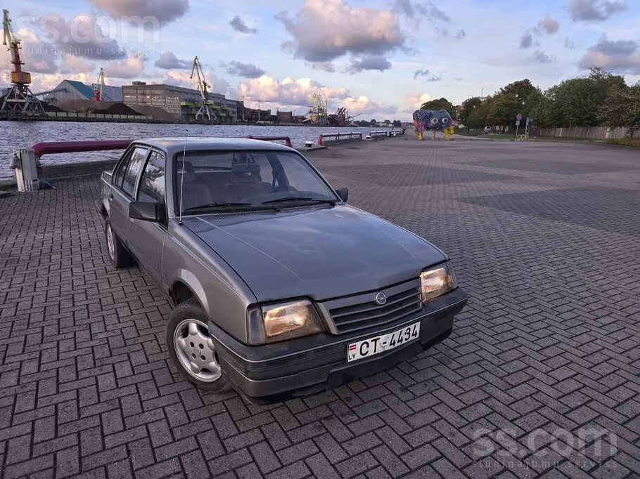 Opel Ascona