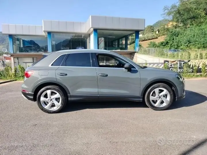 Audi Q3 2025 photo 4