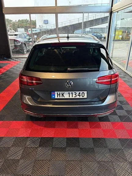 Volkswagen Passat 2017 photo 5