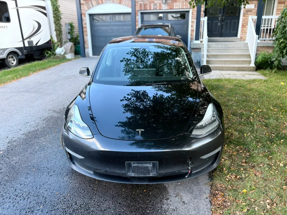 Tesla Model 3 2018 photo 3