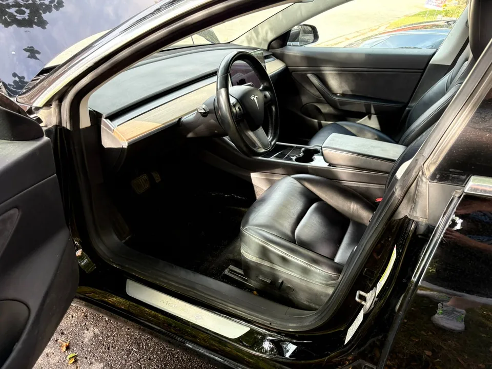 Tesla Model 3 2018 photo 5