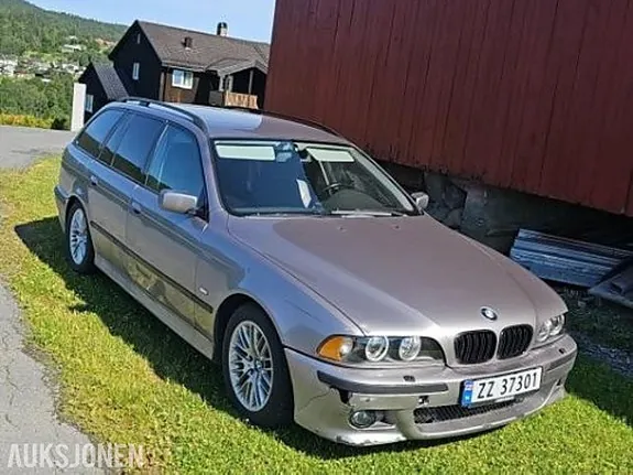 BMW 5-Serie 2000 photo 2