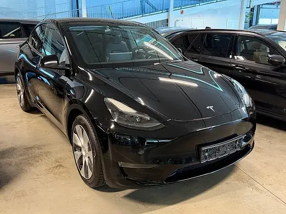 Tesla Model Y 2022 photo 3