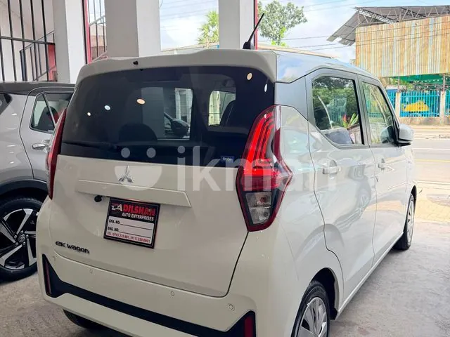 Mitsubishi Ek Wagon 2024 photo 3