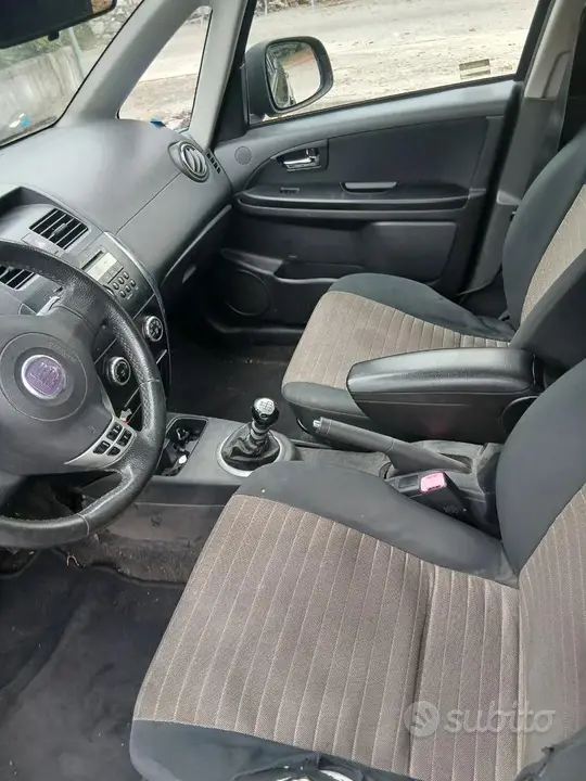 Fiat Sedici