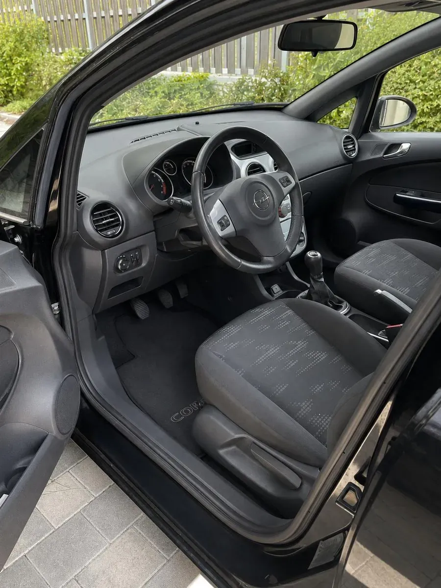 Opel Corsa 2012 photo 3