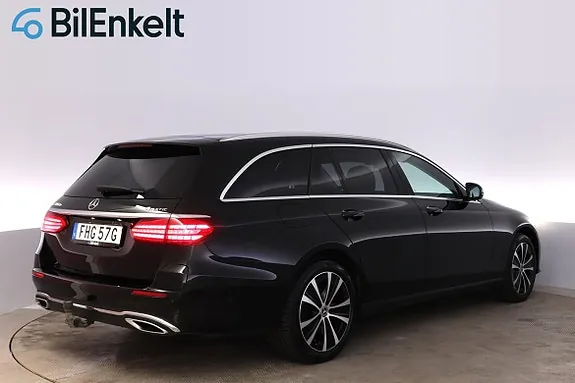 Mercedes-Benz E300 2023 photo 3