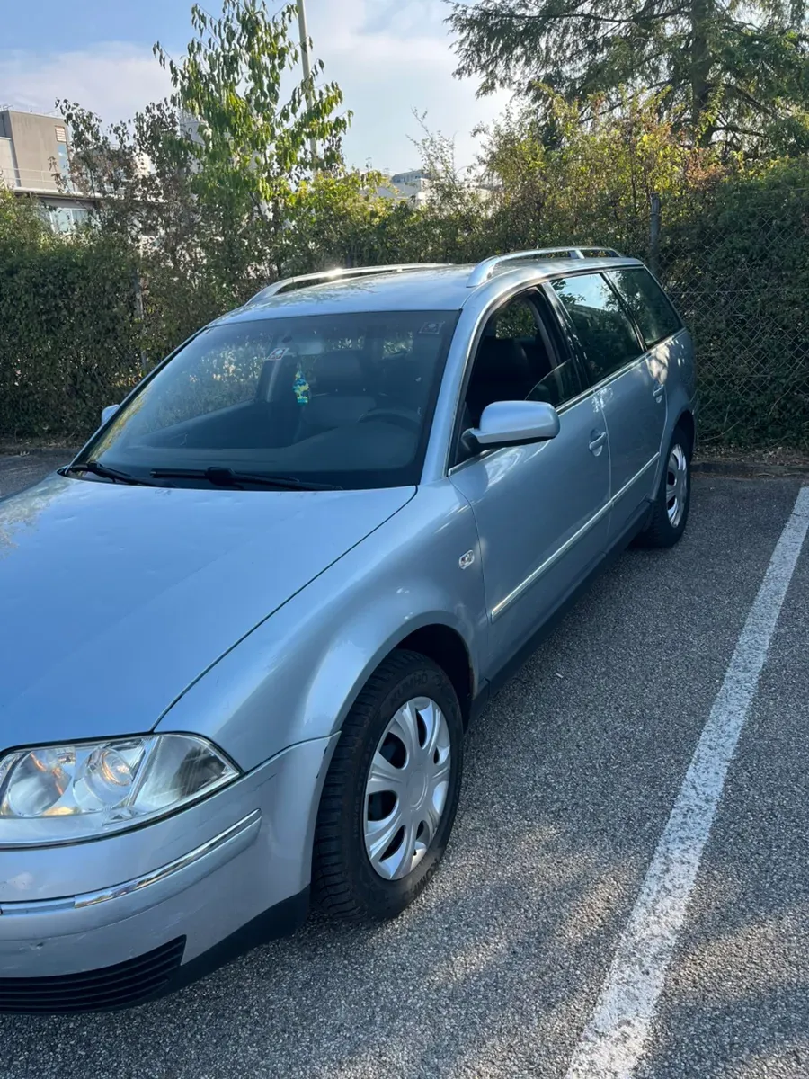 Volkswagen Passat 2001 photo 3