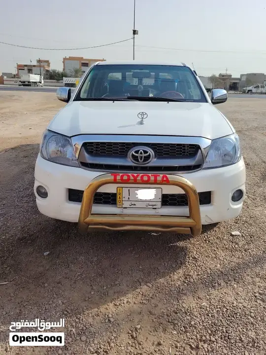 Toyota Hilux 2010 photo 2
