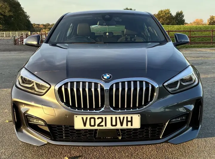 BMW 1 Series 2021 photo 3