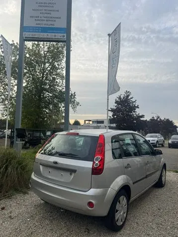 Ford Fiesta 2006 photo 3