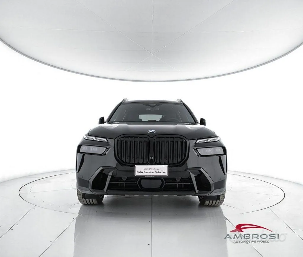 BMW X7 2025 photo 5