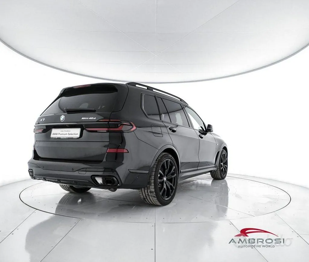 BMW X7 2025 photo 3