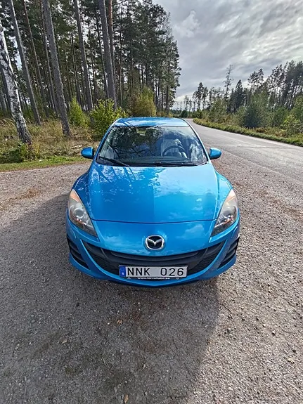 Mazda 3 2010 photo 2