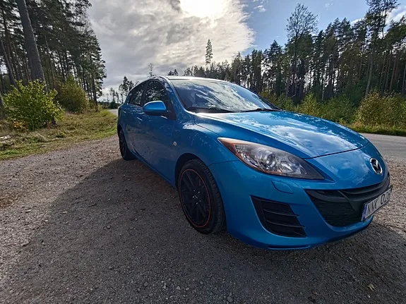 Mazda 3 2010 photo 3