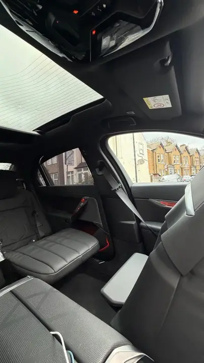 BMW 7 Series 2025 photo 4