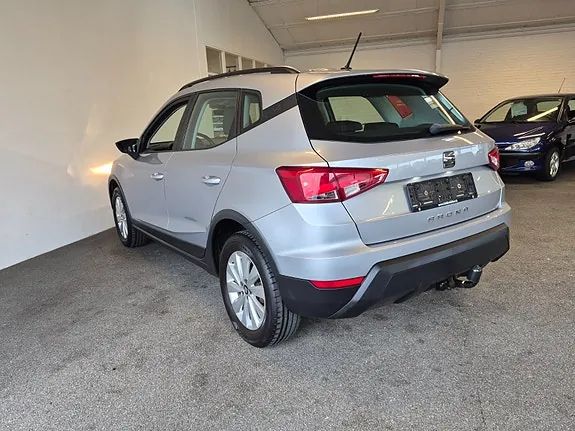 Seat Arona 2019 photo 4