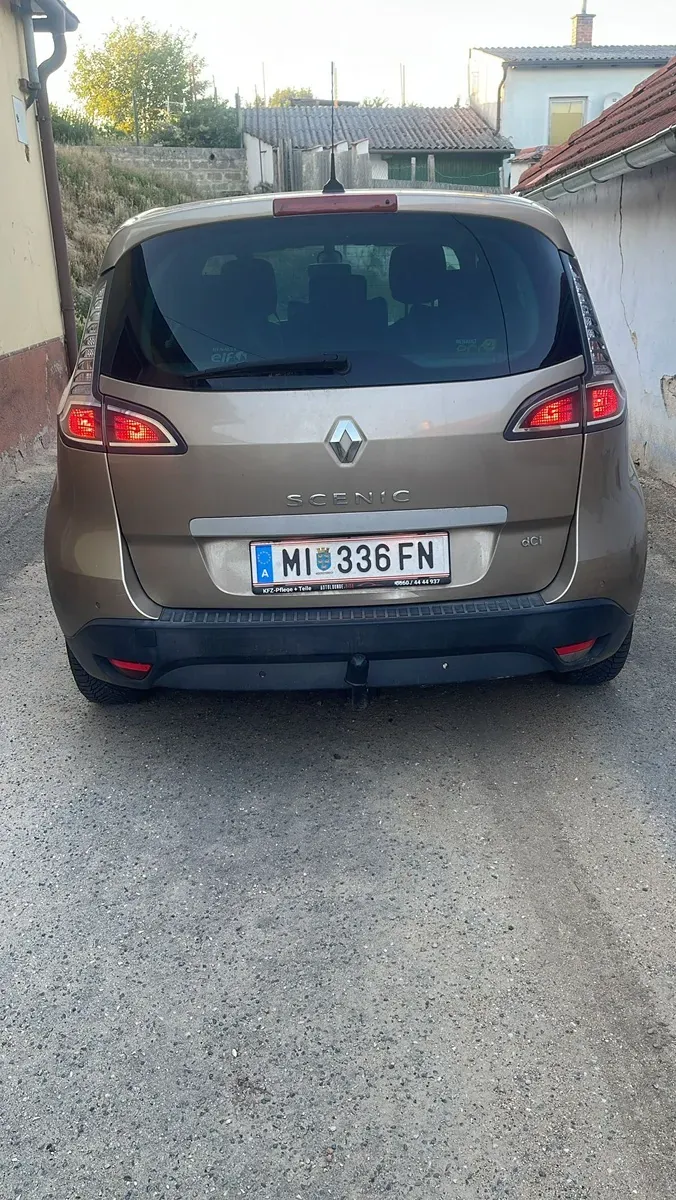 Renault Scenic 2014 photo 3