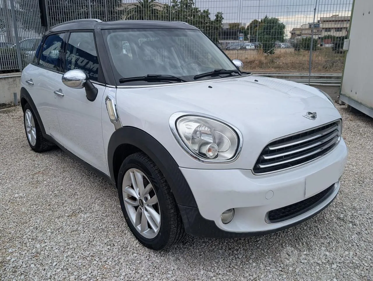 Mini Mini Countryman 2012 photo 2