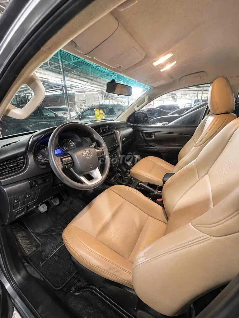 Toyota Fortuner 2017 photo 3