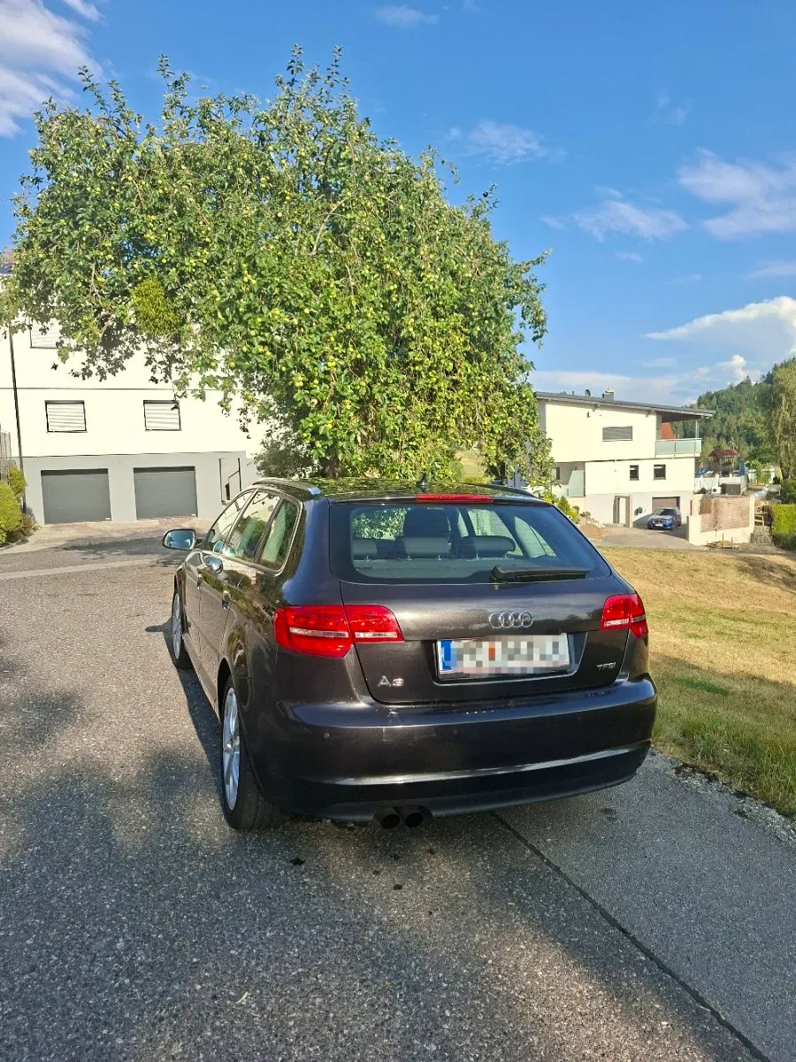 Audi A3 2011 photo 2