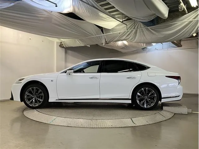 Toyota Ls 500 F Sport 2018 photo 4
