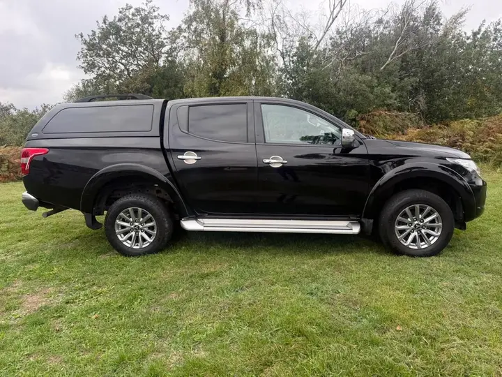 Mitsubishi L200 2019 photo 3