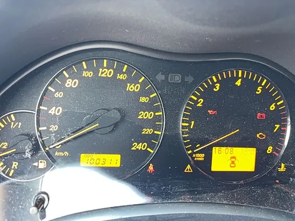 Toyota Avensis 2006 photo 3