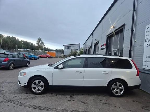Volvo V70 2008 photo 4