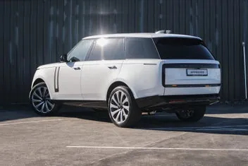 Land Rover Range Rover 2026 photo 4