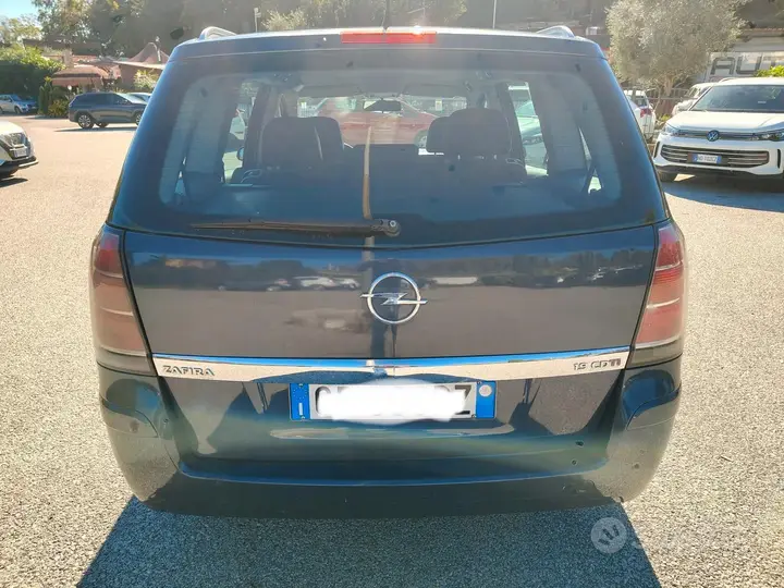 Opel Zafira 2007 photo 4