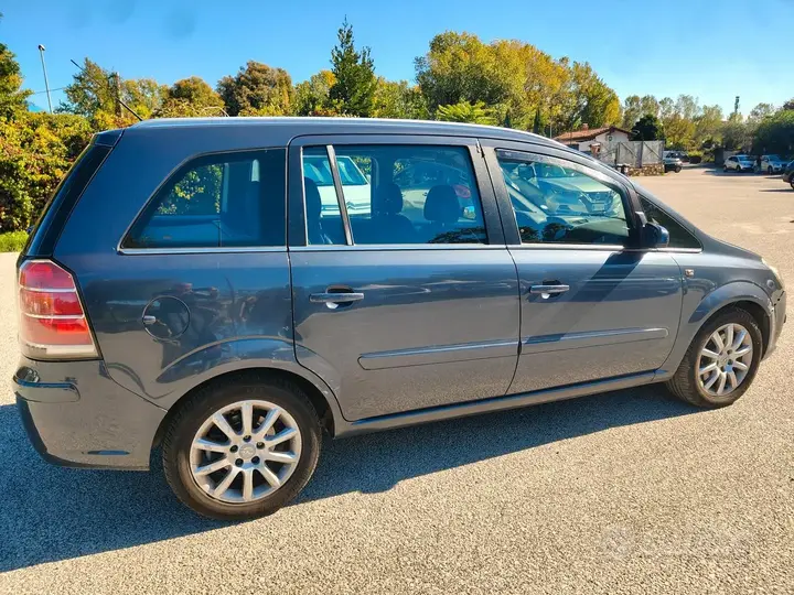 Opel Zafira 2007 photo 5