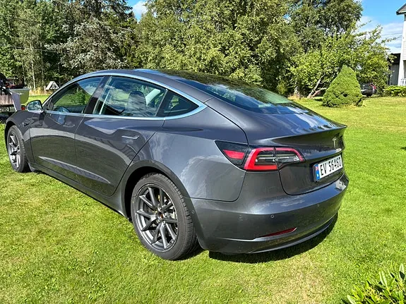Tesla Model 3 2019 photo 2