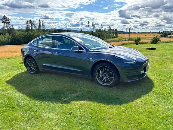 Tesla Model 3 2019 photo 4