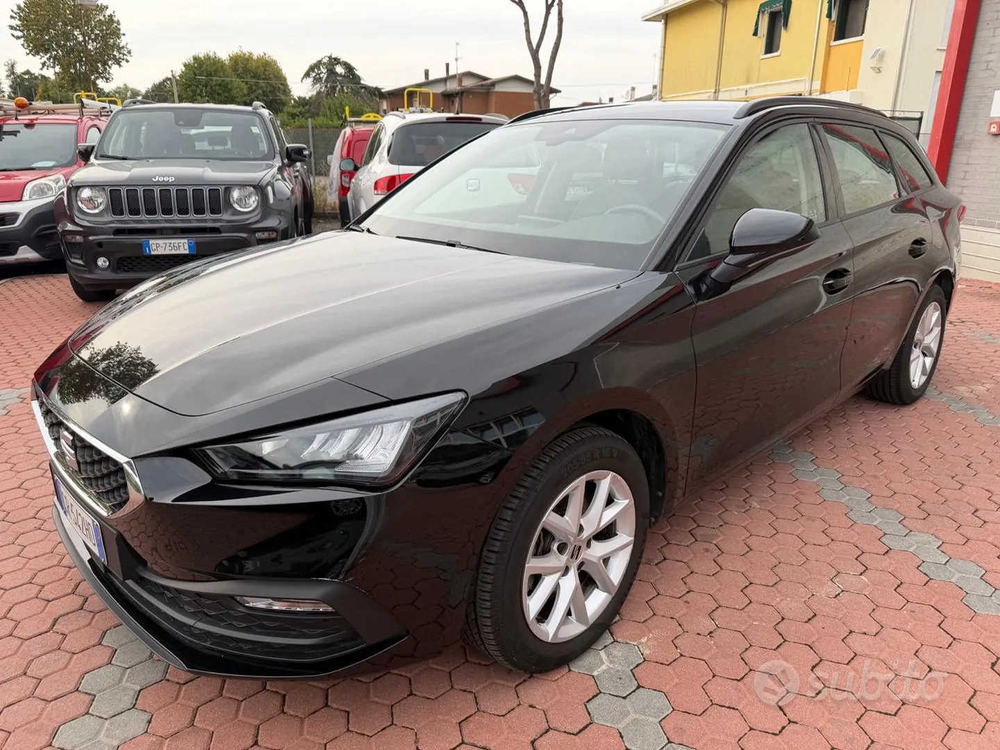 Seat Leon 2023 photo 3