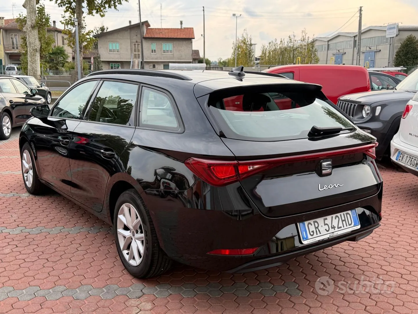 Seat Leon 2023 photo 4