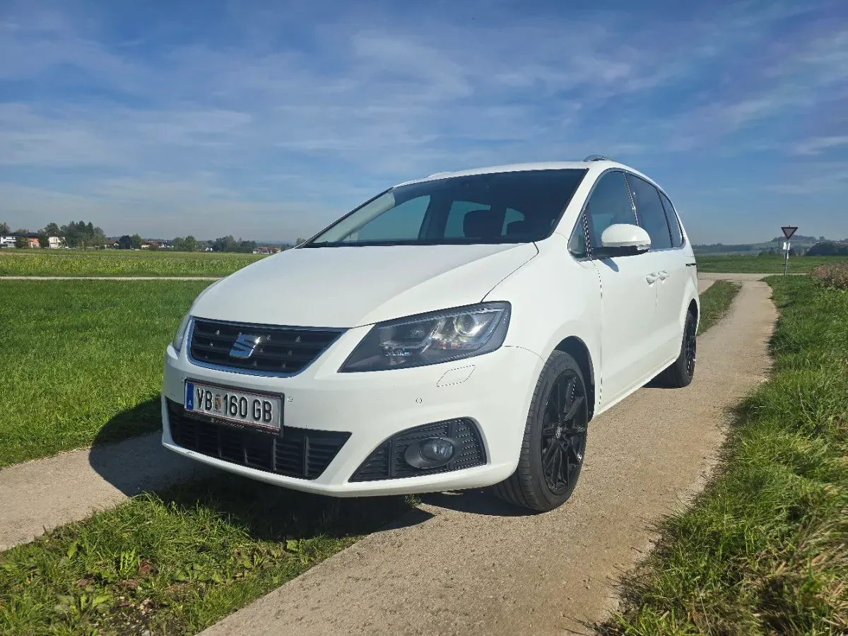 Seat Alhambra 2017 photo 2