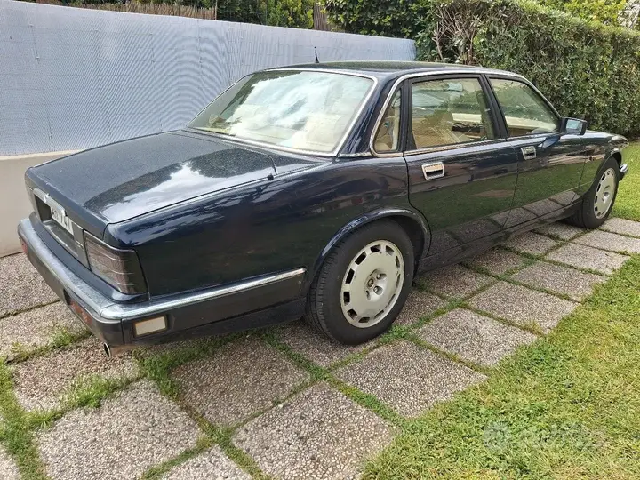 Jaguar Xjr 1992 photo 2