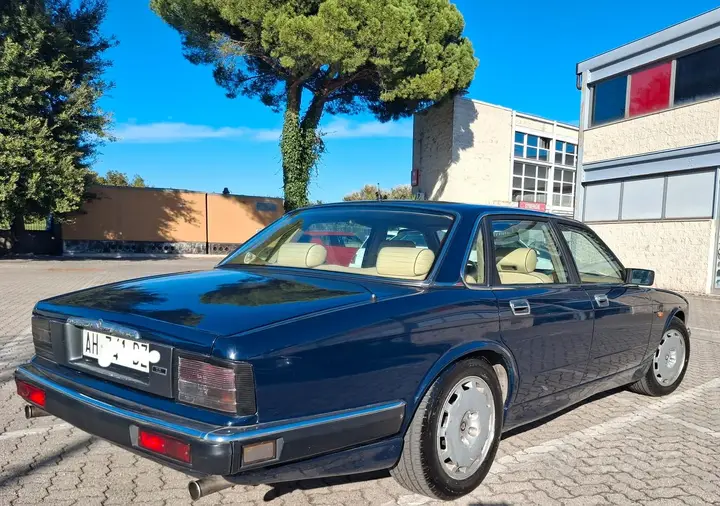 Jaguar Xjr 1992 photo 5