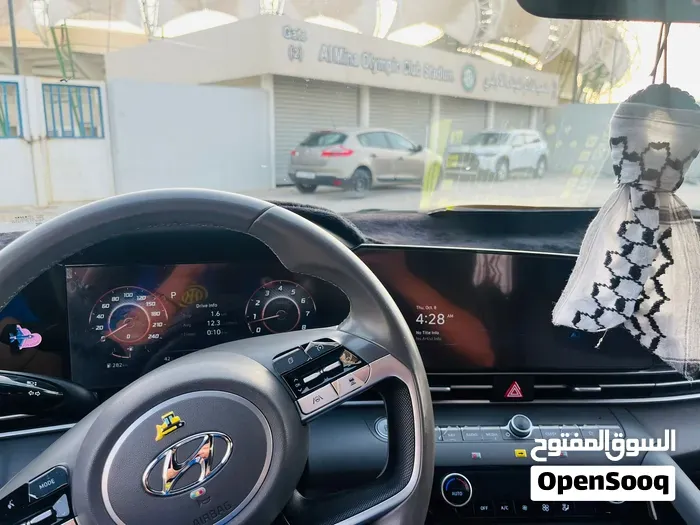 Hyundai Elantra 2023 photo 4