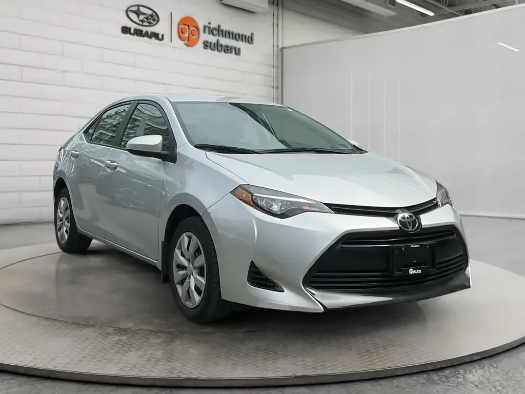 Toyota Corolla 2017 photo 3