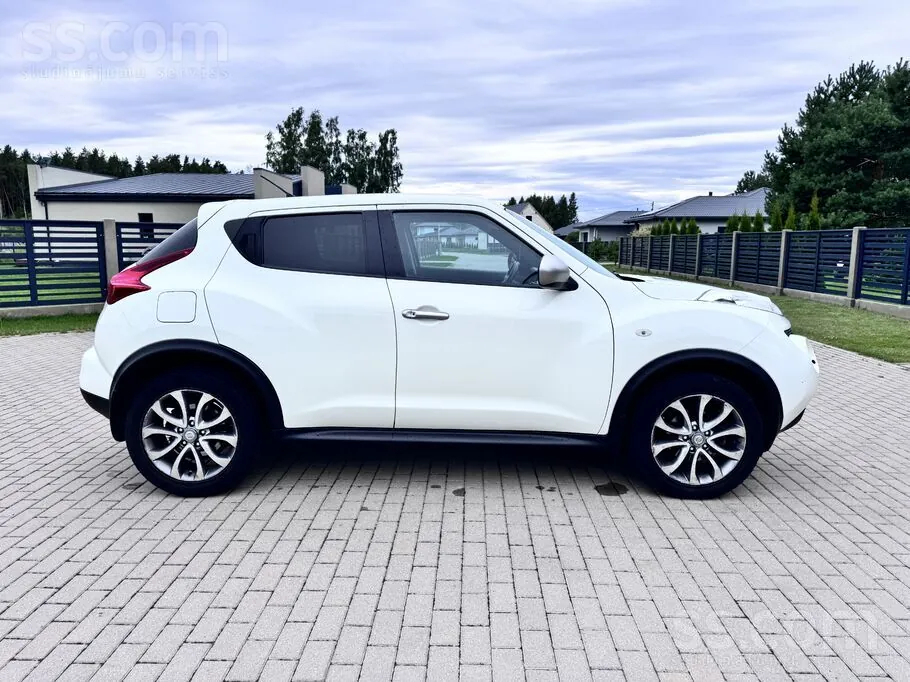 Nissan Juke 2012 photo 3