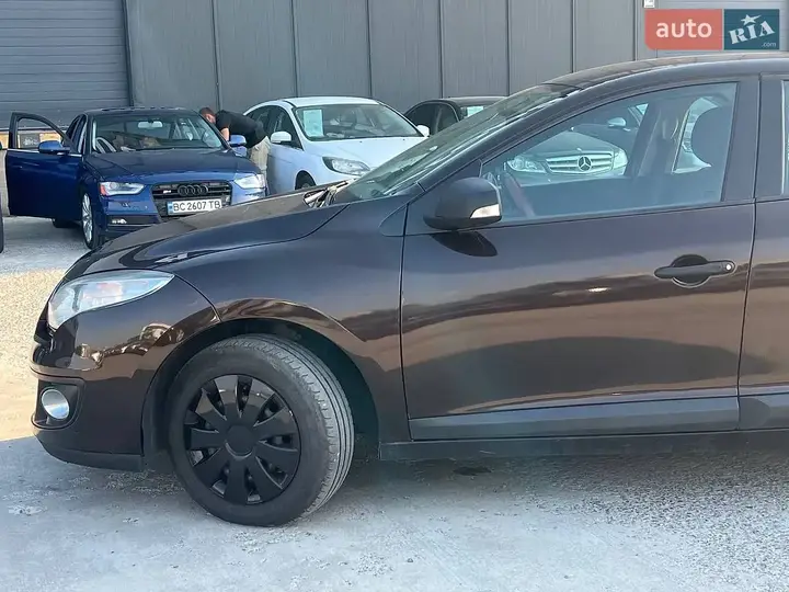 Renault Megane 2013 photo 5