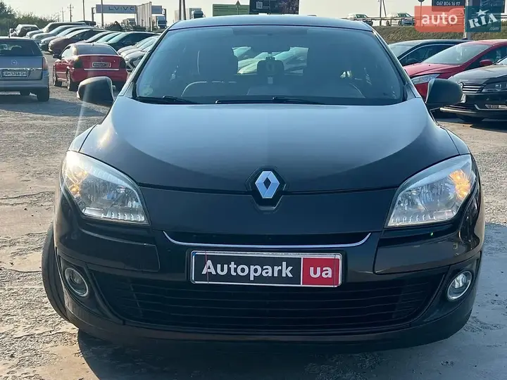 Renault Megane 2013 photo 2