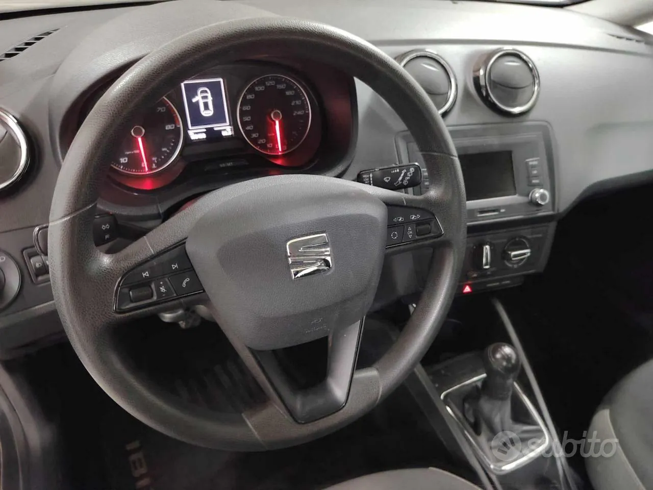Seat Ibiza 2017 photo 5